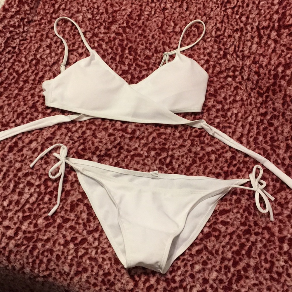 🍒white bikini